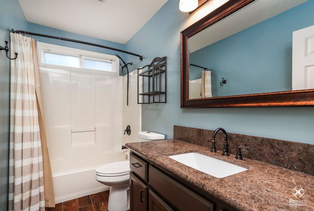Real Estate Photography - Bathroom