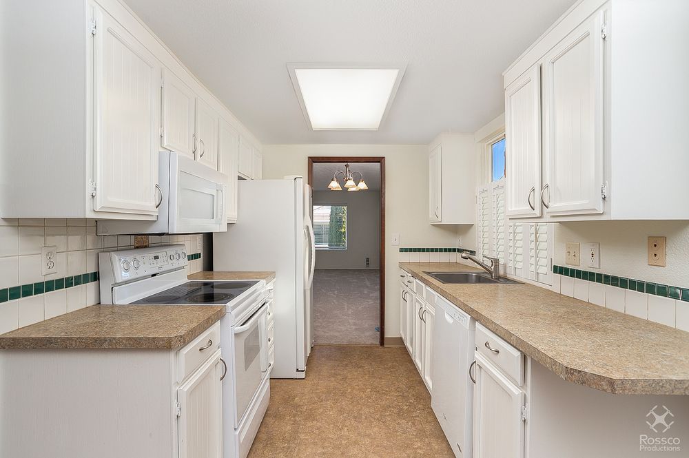 Real Estate Photography - Kitchen