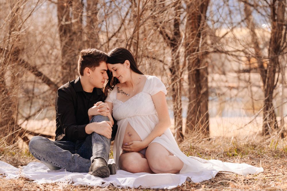 maternity photos in Hohenfels, Bavaria. client closet