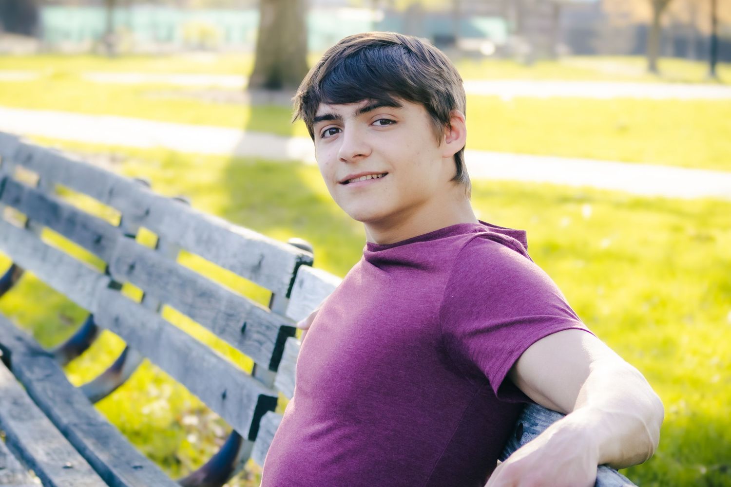 Outdoor spring senior photos in park in Bloomington, Illinois