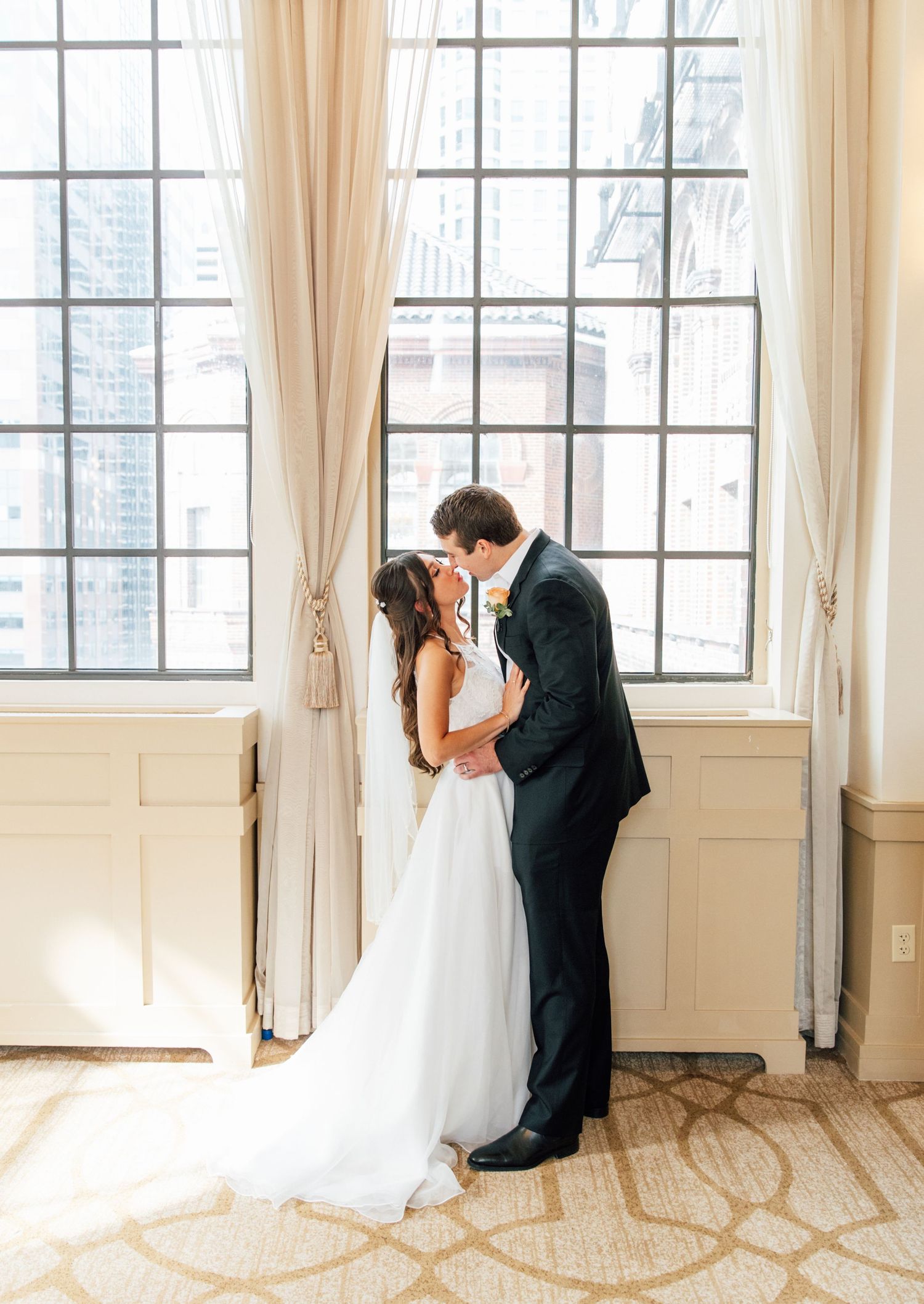 Warwick Allerton Hotel downtown chicago wedding