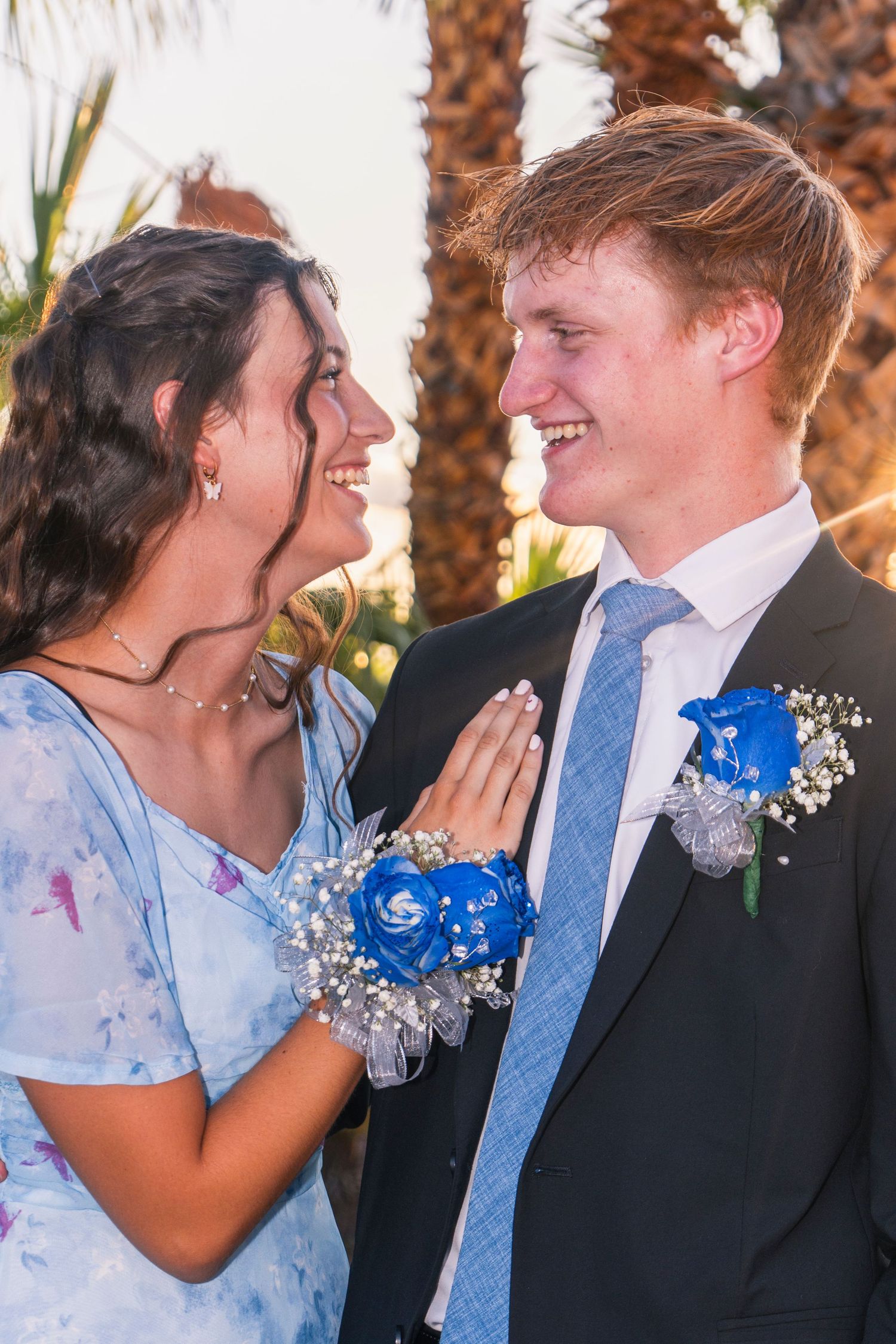 boy and girl looking into each others eyes