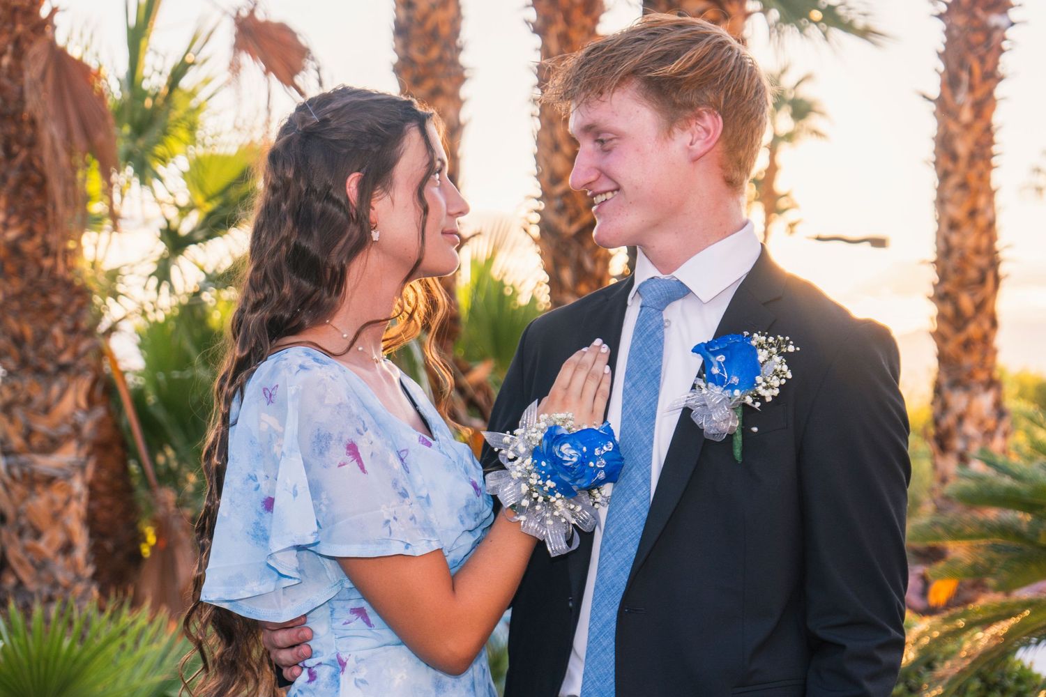 boy and girl looking into each others eyes