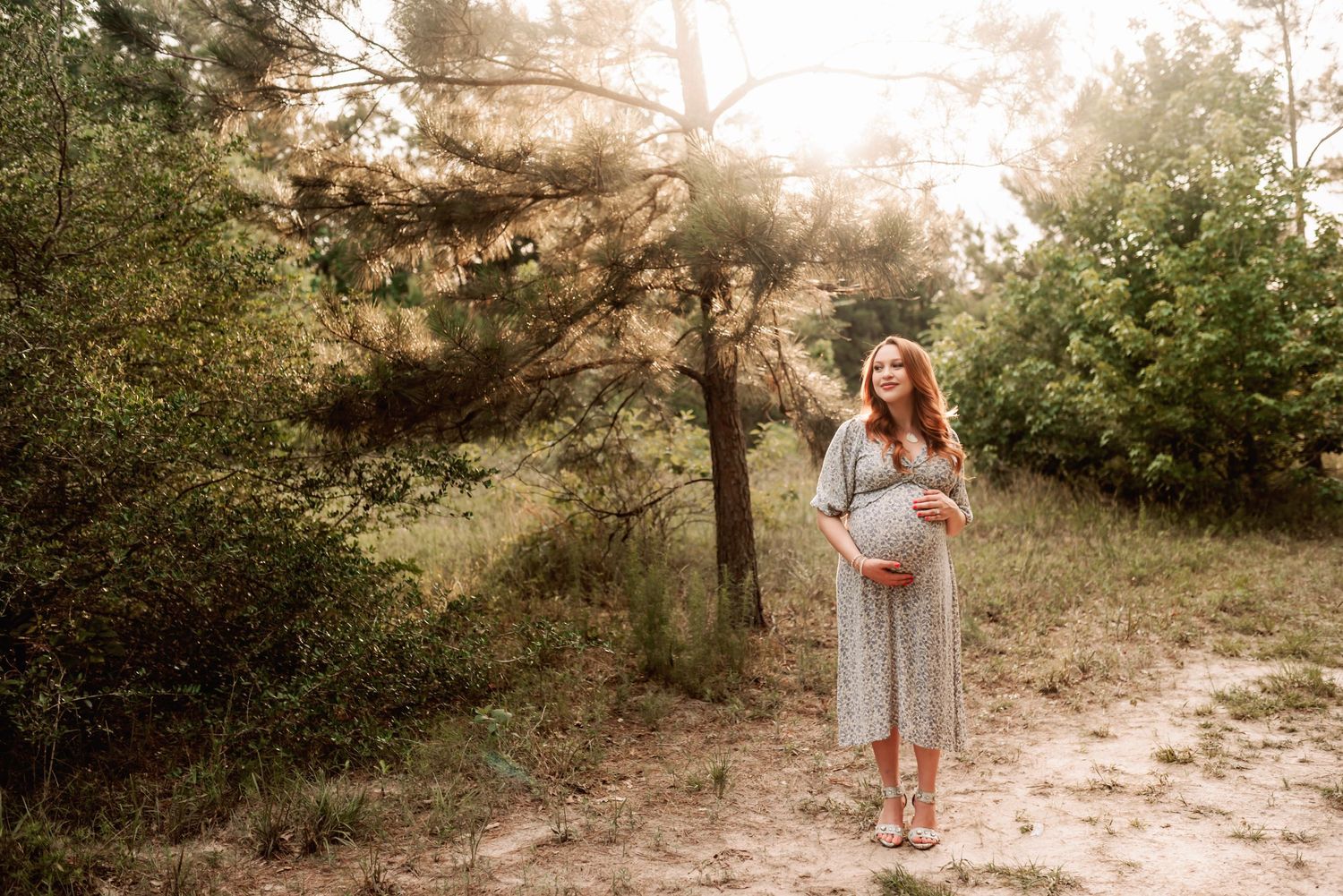 Maternity photography session in Spring, The Woodlands & Magnolia, TX by Anna Carreno Photography
