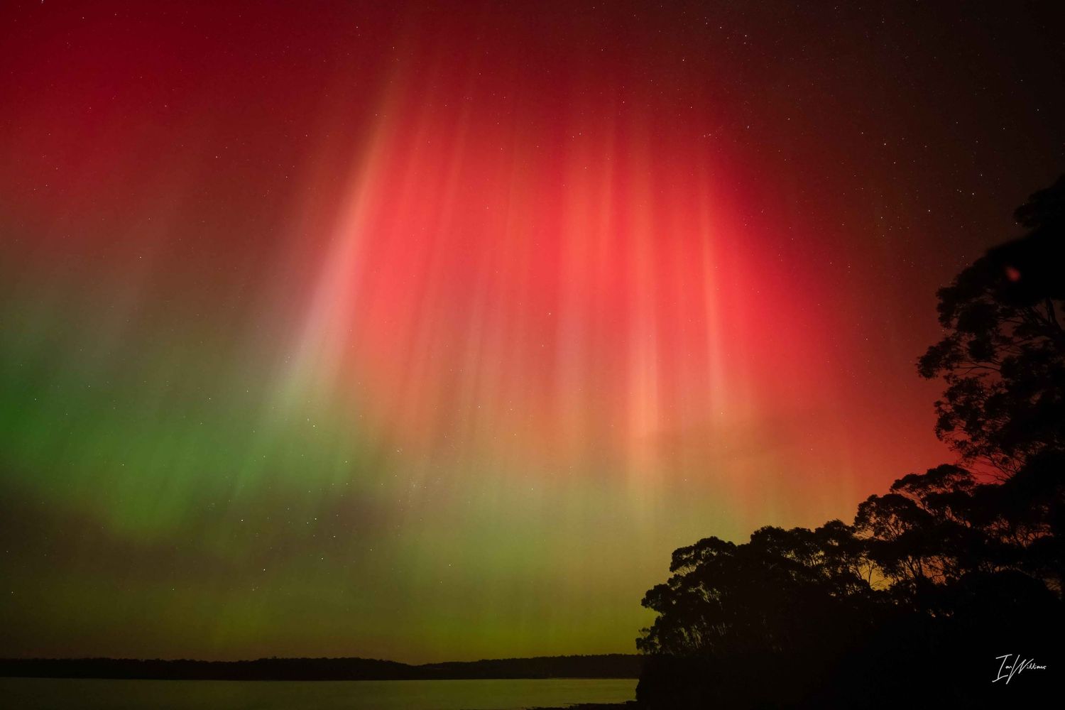 Aurora Australis, Tasmania, 11 May 2024