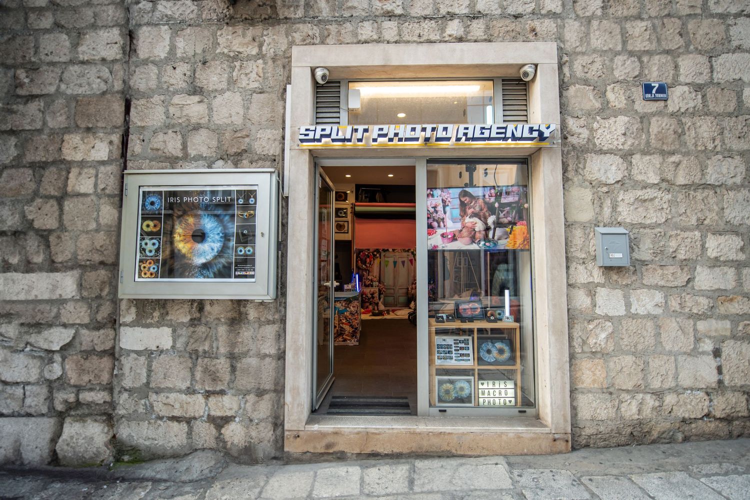 Split Photo Agency reviews in google maps