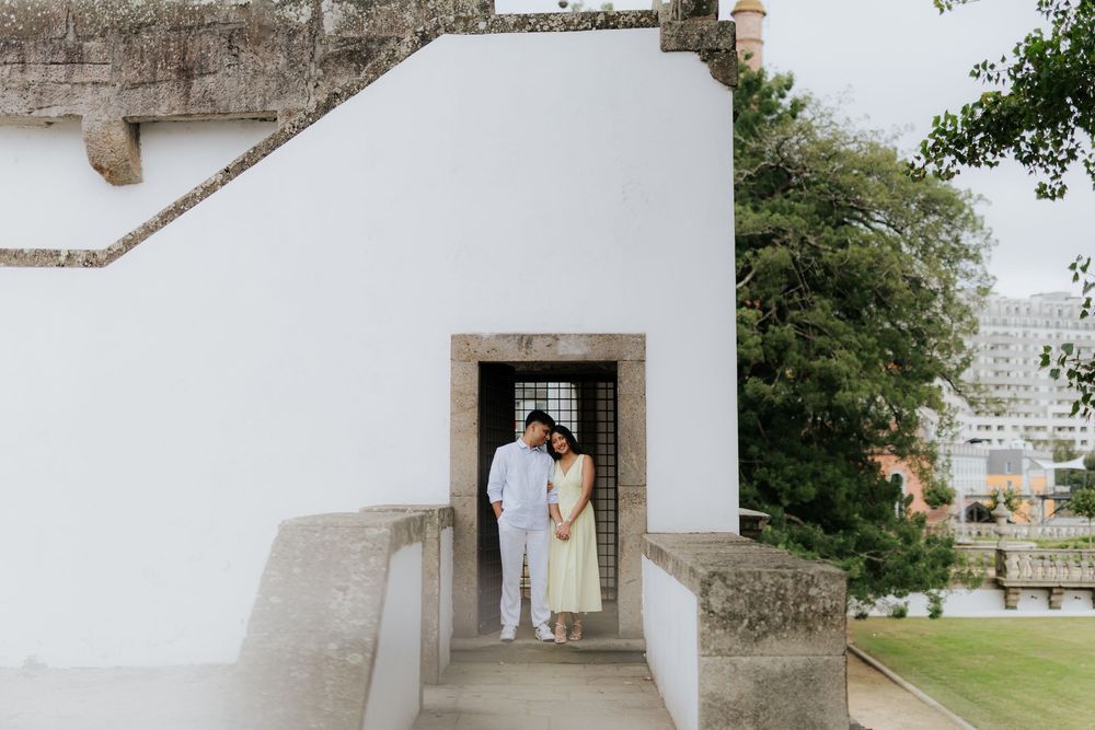 Indian couple living in the USA engagement session in Porto, Portugal