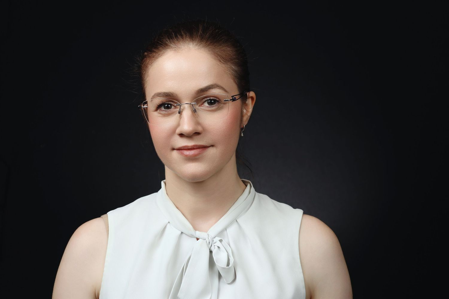Ники Христосков — основател на Headshot Studio, фотограф за бизнес портрети в София