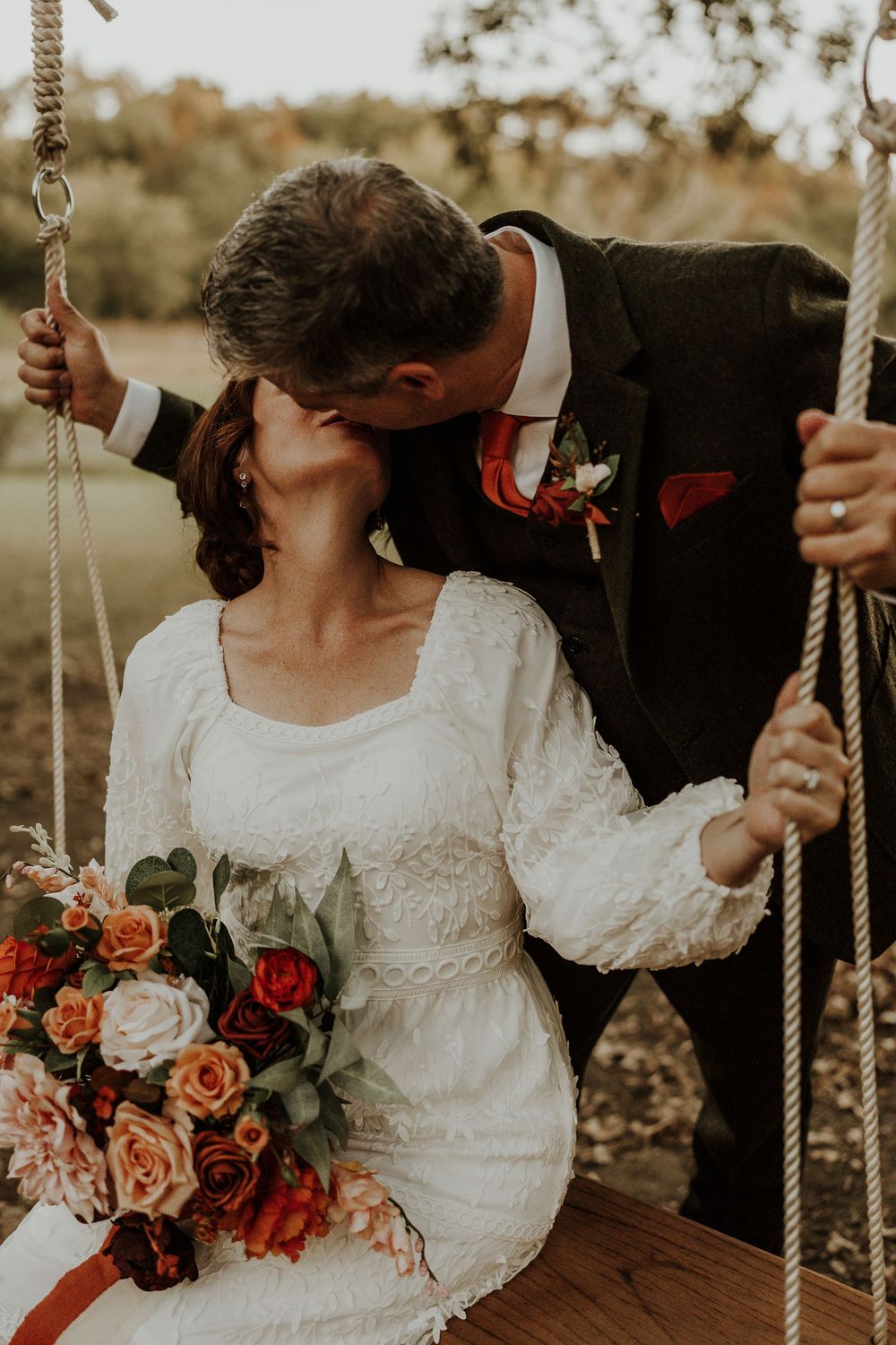 Wedding and elopement photographer in Conroe, Texas, and surrounding locations.