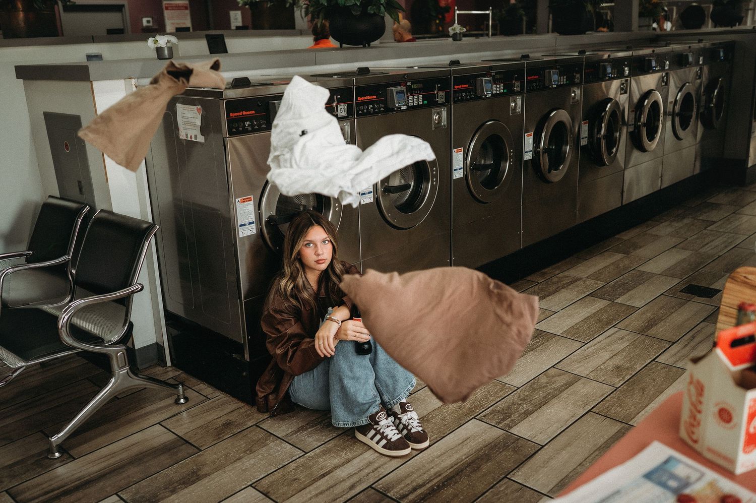 creative-orlando-photographer-laundromat-01.jpg