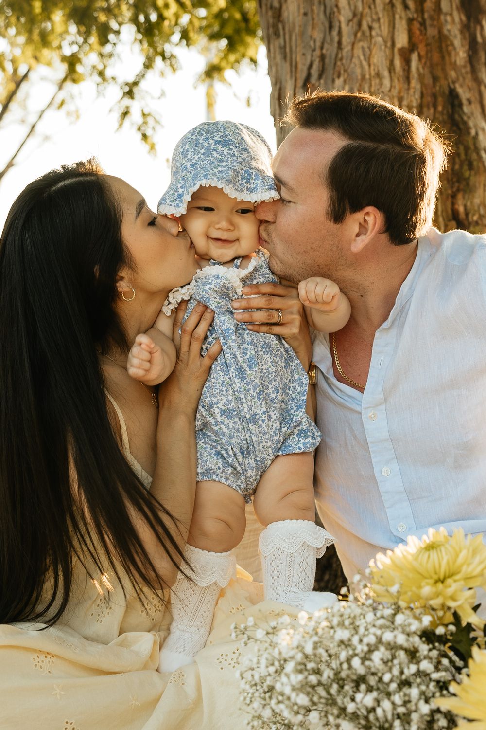 Natural family photos with greenery, golden light, and a toddler. Jacksonville Family Photographer - Lindsay McDow Photography