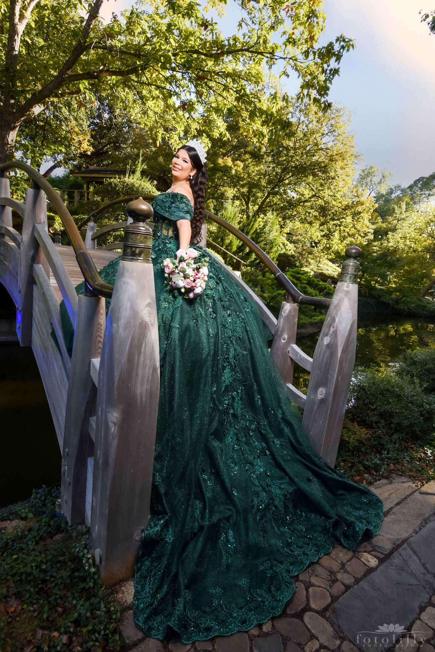 Professional Denton Quince photographer delivering luxury Sweet 15 photography and timeless Quince portraits across North Texas celebrations