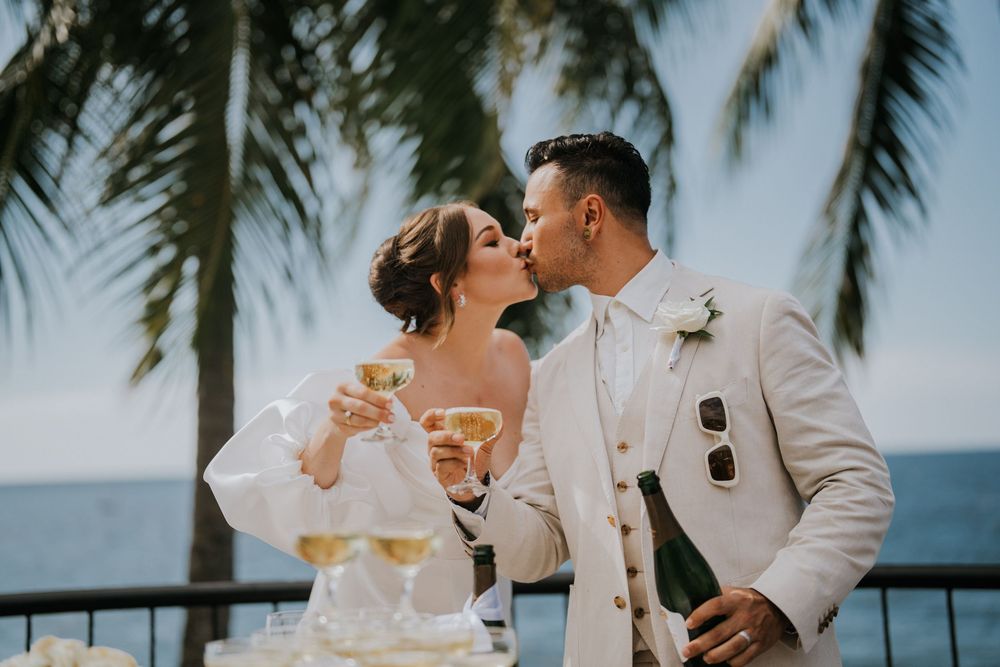 Wedding photography at Tejakula Bali overlooking the ocean.