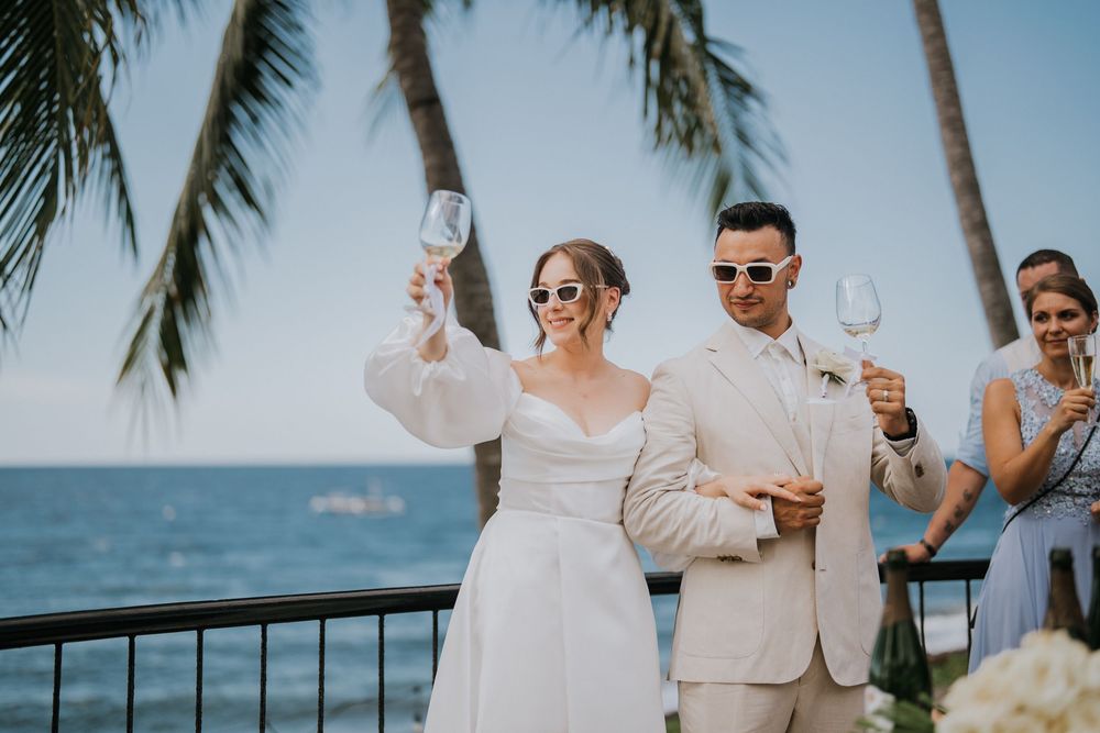 Wedding photography at Tejakula Bali overlooking the ocean.