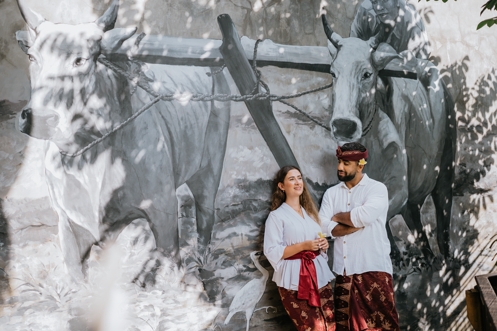 Romantic Balinese dressing photoshoot for couples at The Wakanda Bali.