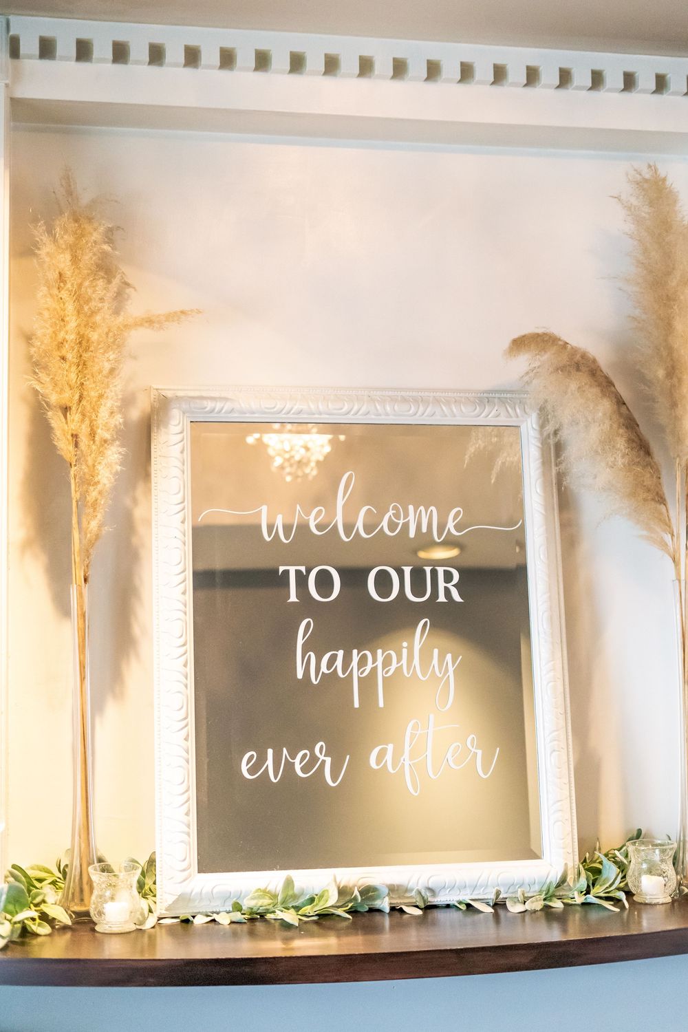 Fairytale wedding decor in Palm Coast Florida at Channel Side Club
