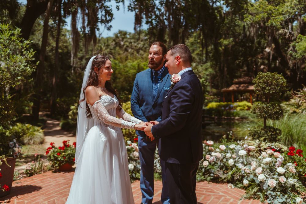 Washington Oaks Gardens State Park Wedding in Palm Coast, Florida. Ceremony photography.