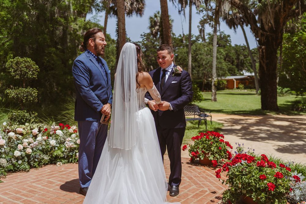 Washington Oaks Gardens State Park Wedding in Palm Coast, Florida. Ceremony photography.
