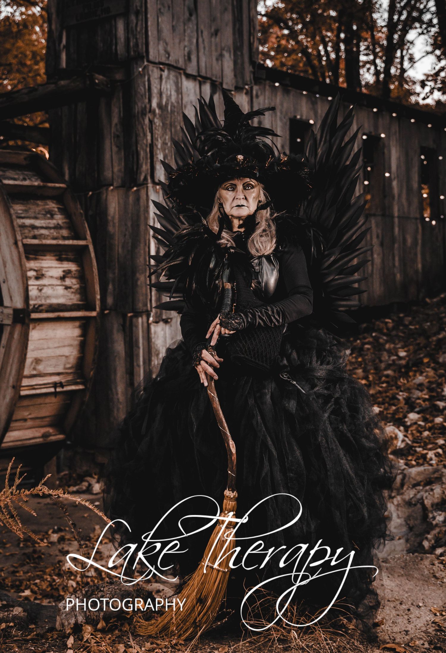 Small event/micro gathering candid in Ozarks light — Laura Simpson