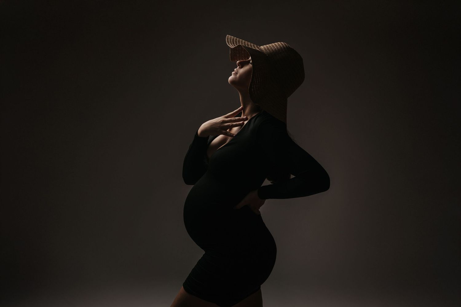 Photographie artistique Grossesse studio à Jonzac 17500 2 rue du Four
Photographe Portraitiste de France en Charente-Maritime