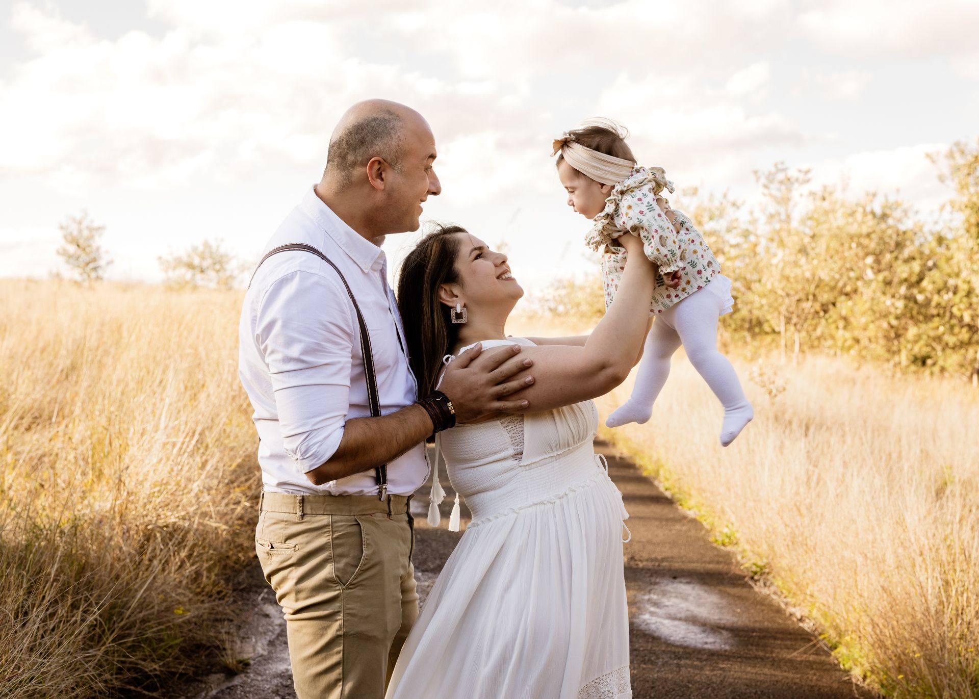 outdoor family and baby photography