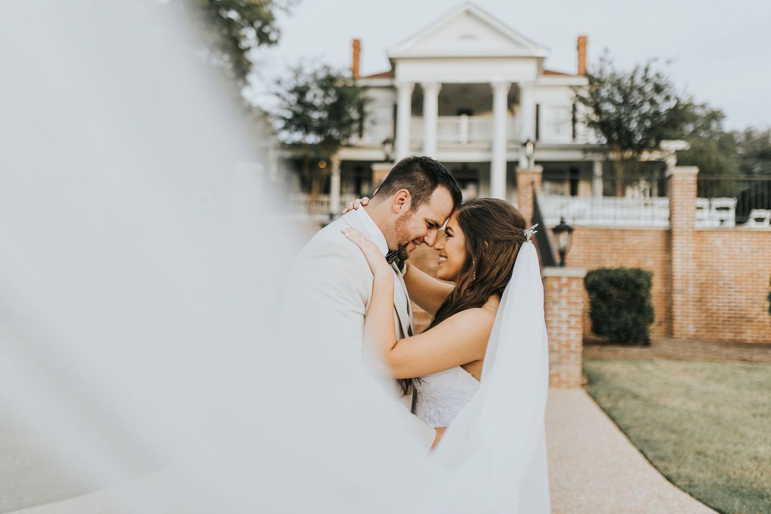 wedding veil, intimate, romantic, sweet pose, kiss, almost kiss, bride, groom, wedding photos, georgia wedding photographer