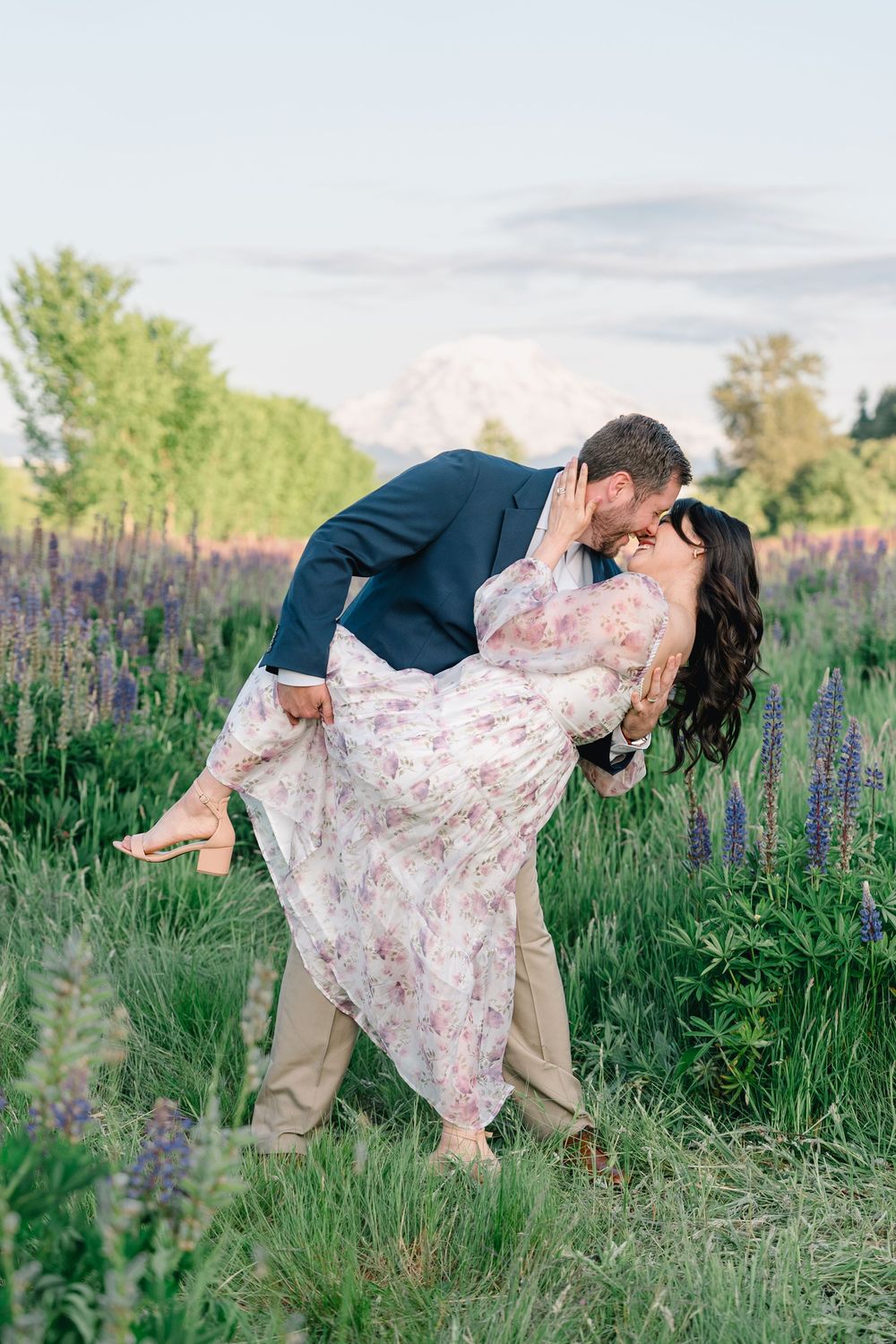 engagement photographer Silverdale, portrait photography Port Orchard, Tacoma couples photographer, Seattle photographer