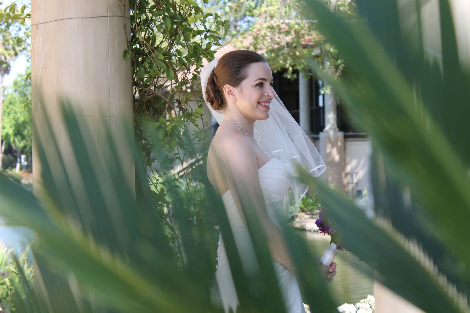 Wedding and Engagement Photography that is striking and tells a story.