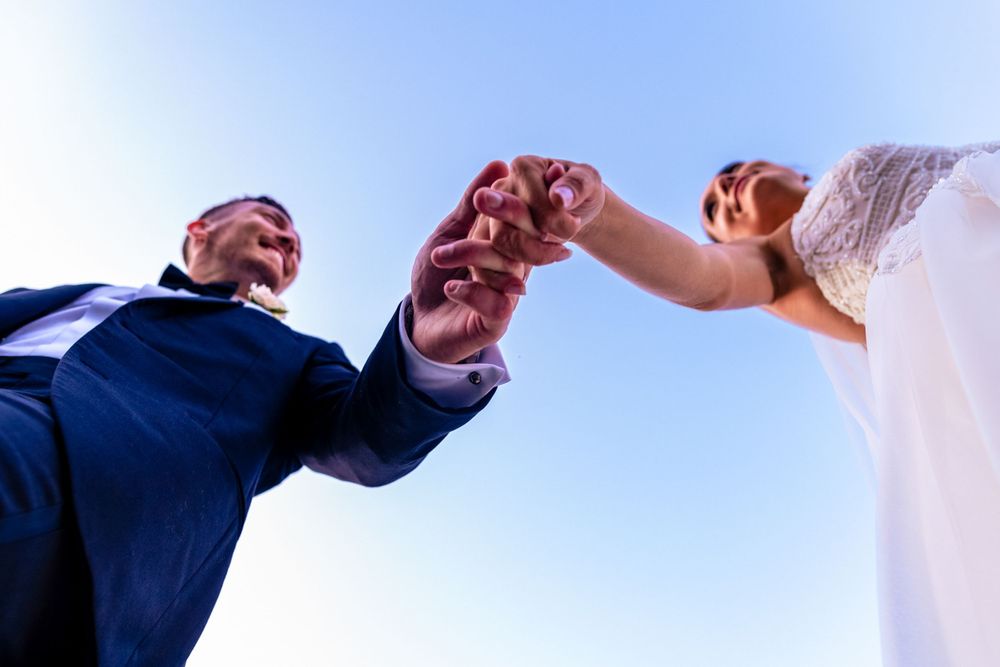 Creative professional Rhode Island wedding photographer capturing authentic moments at Blithewold Mansion & Gardens