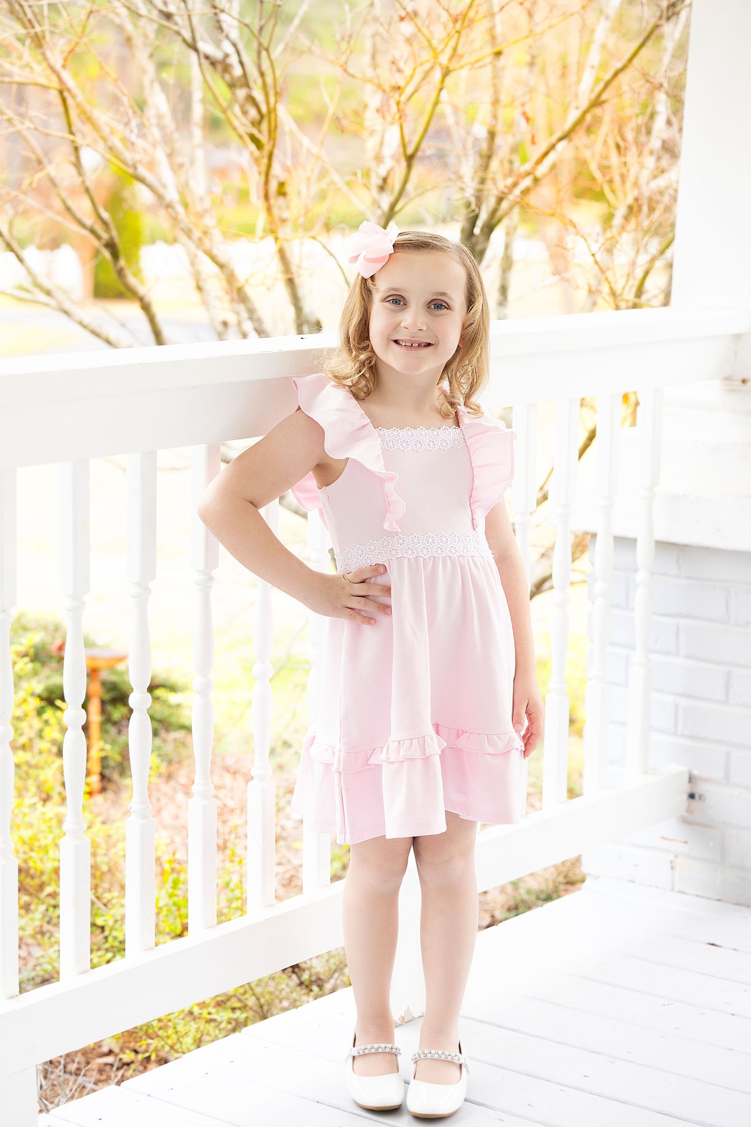 Meredith Rowlen is an award winning Childrens Photographer in Birmingham AL with over 20 years of photography experience.