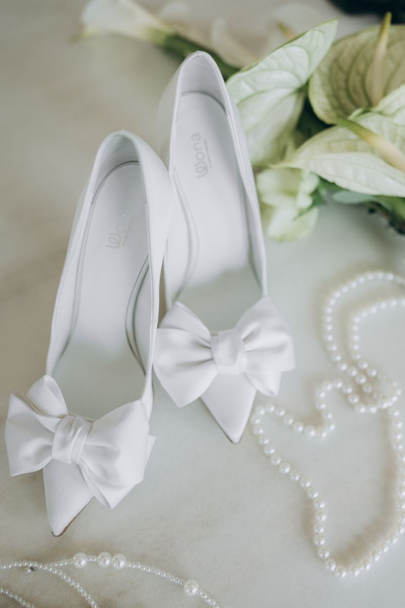 Bridal getting ready photoshoot in Barcelona wedding