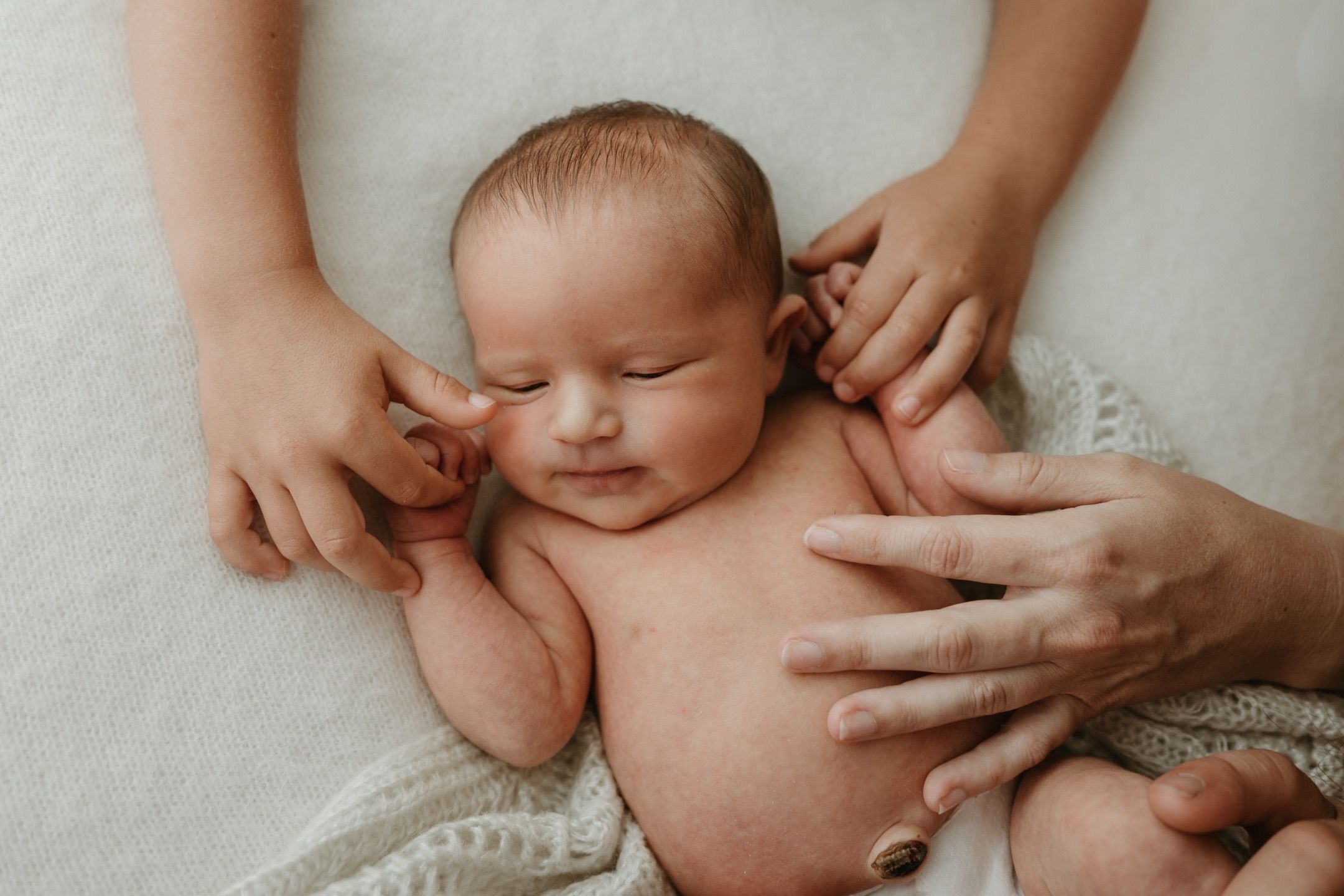Regina newborn photographer Weyburn newborn photographer Regina newborn photography studio newborn photographer studio Saskatchewan