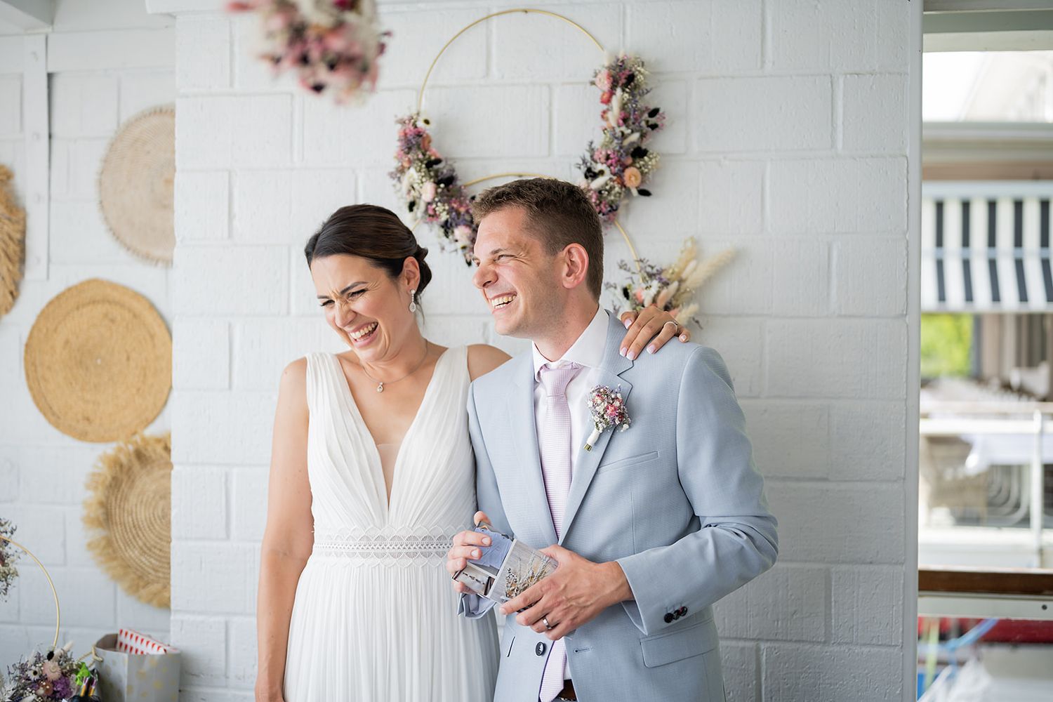 Everything you need to know about Swiss Civil Weddings - Alles über Zivile Hochzeiten in der Schweiz