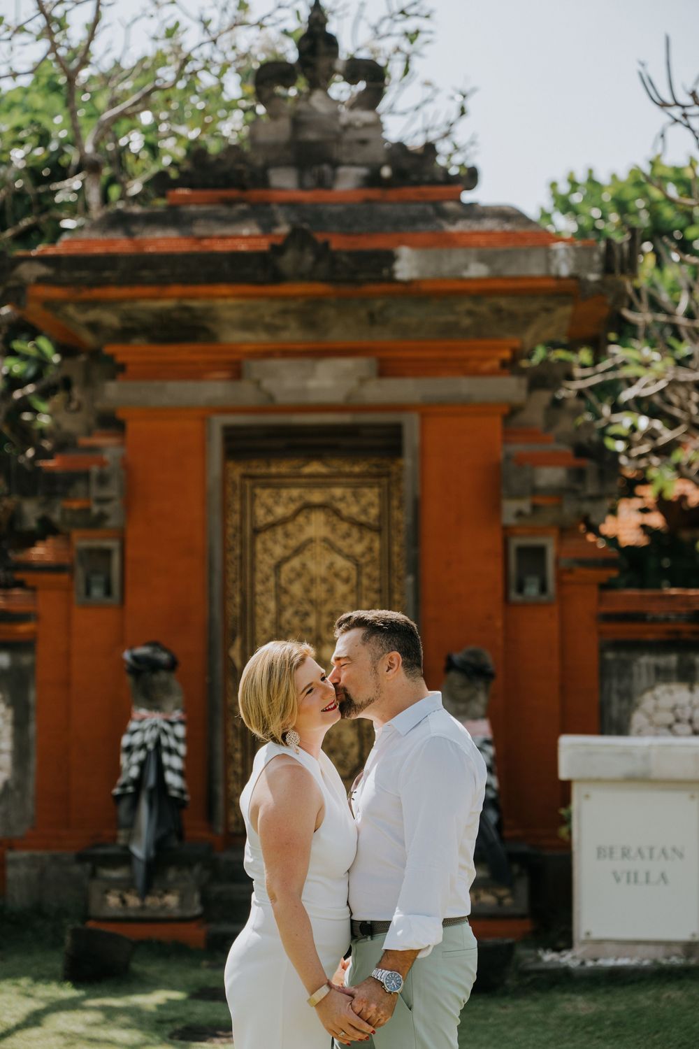 Romantic wedding anniversary photography services at Grand Hyatt Nusa Dua
