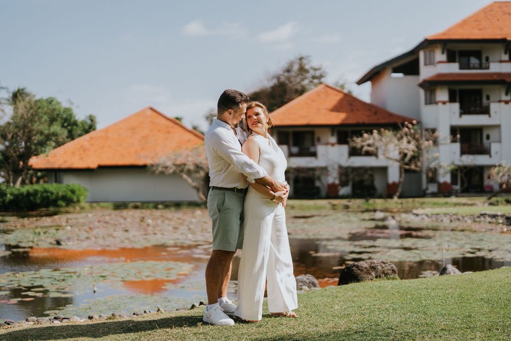 Romantic wedding anniversary photography services at Grand Hyatt Nusa Dua