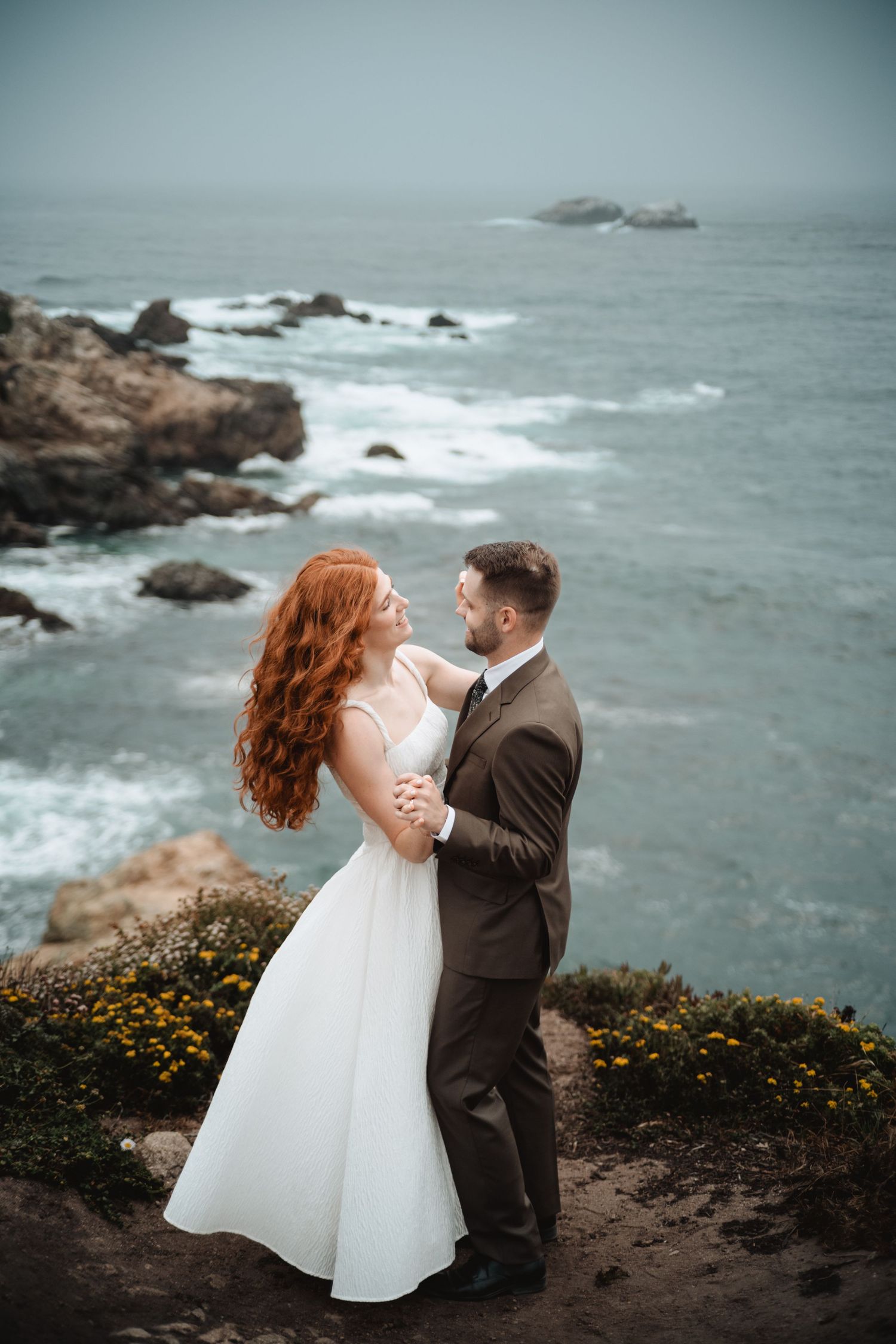 romantic big sur elopement