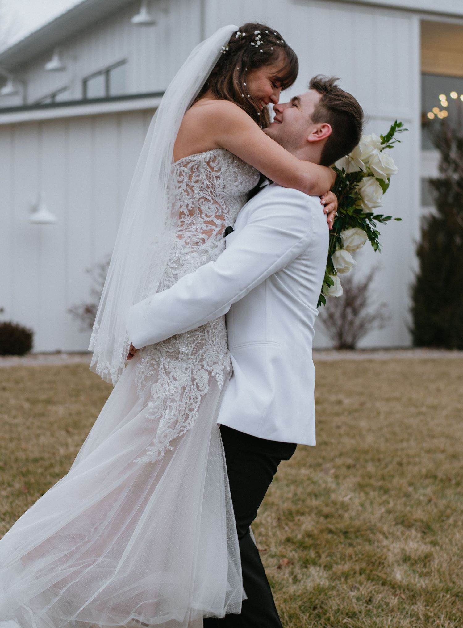 BRide & Groom Portrait Photographer, The artisan Wedding day, Baetje Farms, Photographer