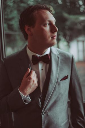 Moody Groom Getting Ready Photo taken in Blacksburg, Va.