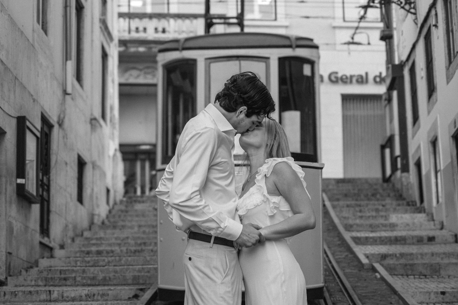 engagement photoshoot lisbon