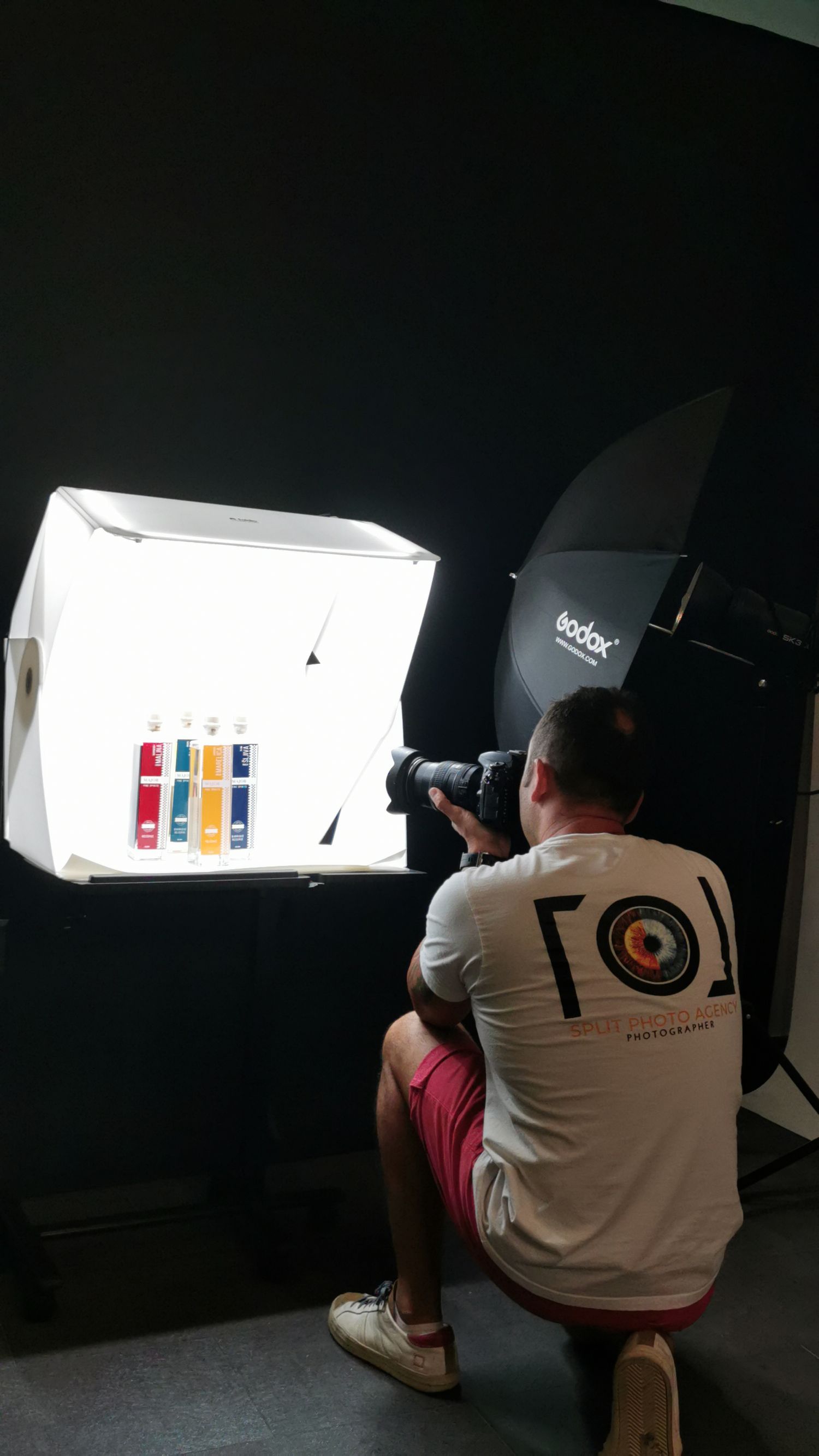 Product Photography in Studio Split Photo Agency