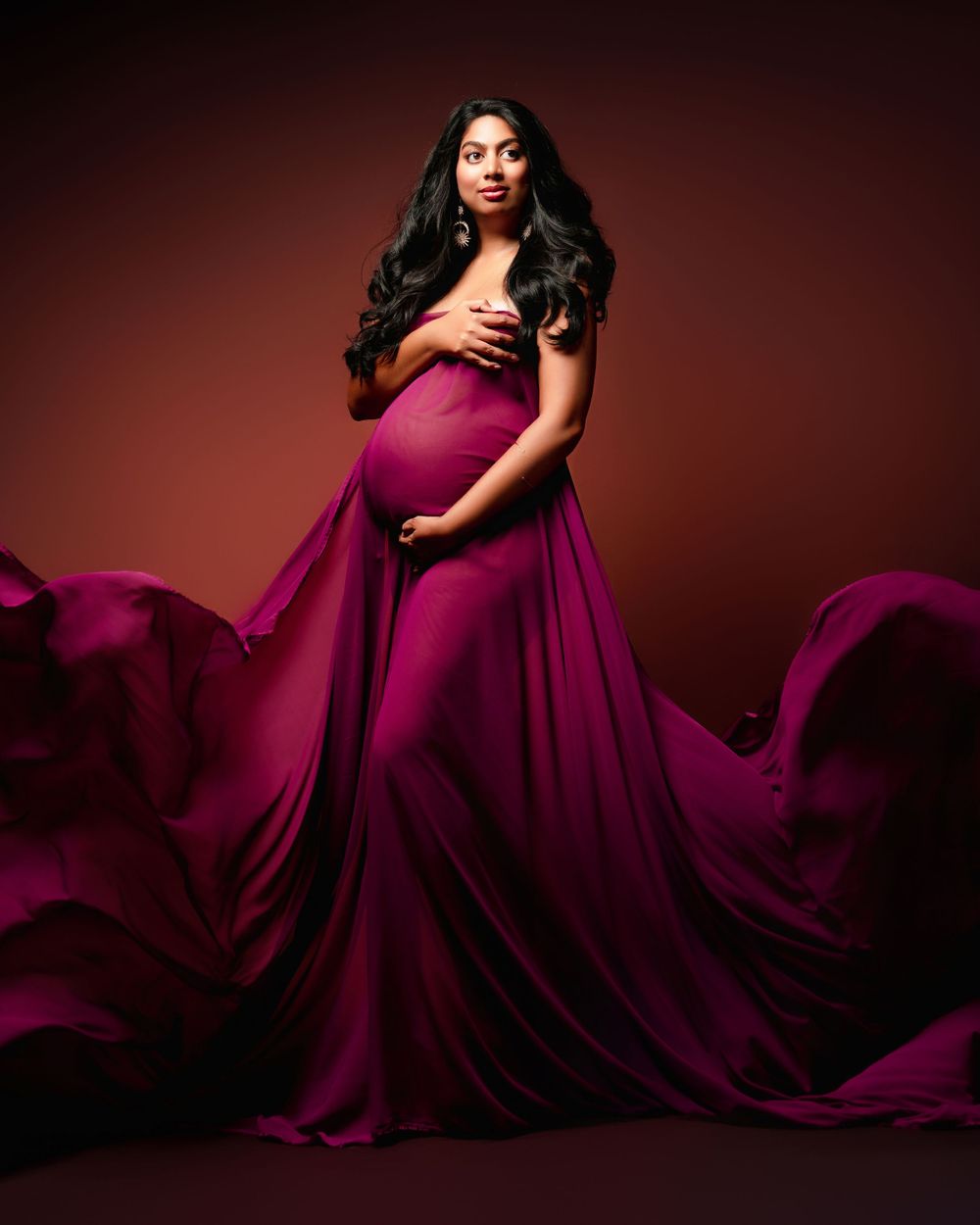 Maternity & Newborn photography studio located in between Atlanta, Georgia and Birmingham, Alabama with full service photo studio.