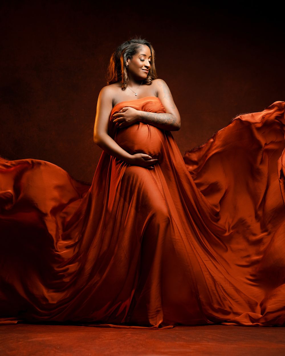 Maternity & Newborn photography studio located in between Atlanta, Georgia and Birmingham, Alabama with full service photo studio.