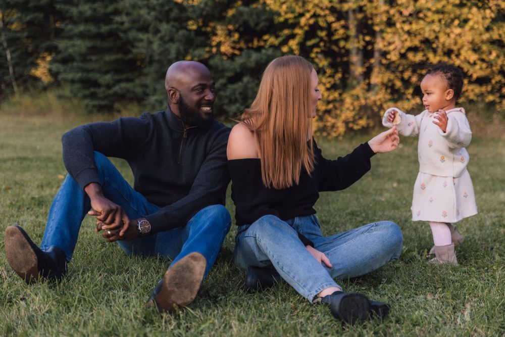 Alberta.Calgary.Edmonton Wedding Photographer JRoyale Photography Family photo sesson