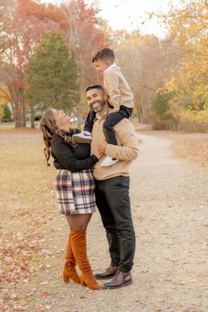 New Jersey Family Photographer - Fall Family Photos in Wayne, NJ