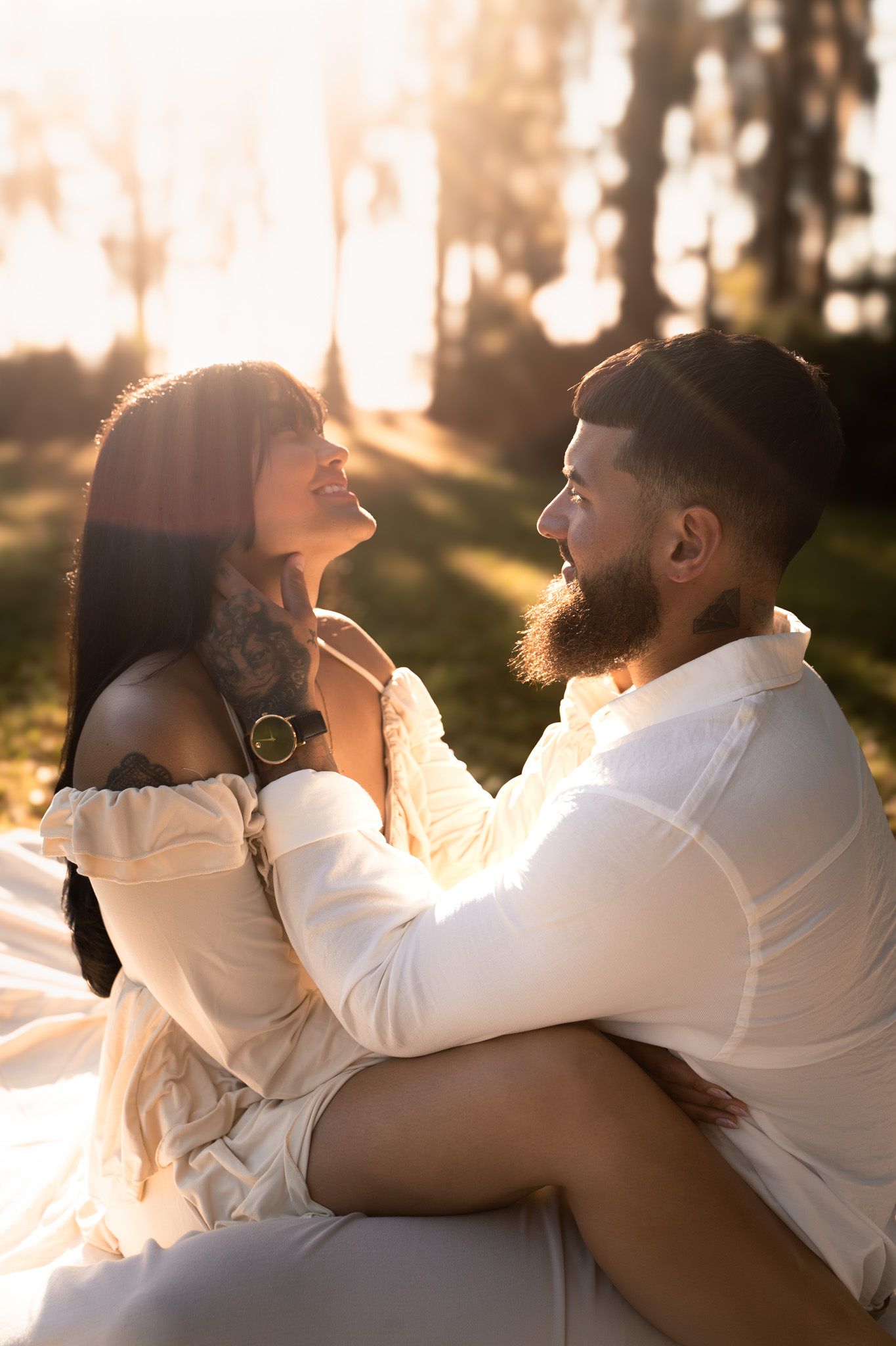 engagement photo shoot picnic near a lake in florida
