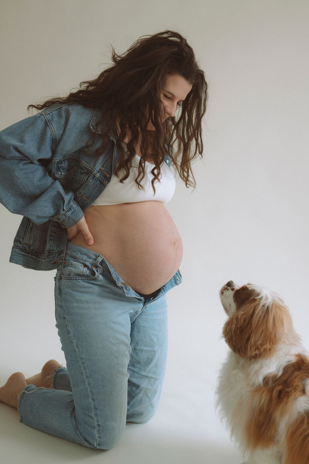 maternity studio photography photo maternité séance studio québec lévis nouveau-né newborn famille allaitement breastfead annonce grossesse