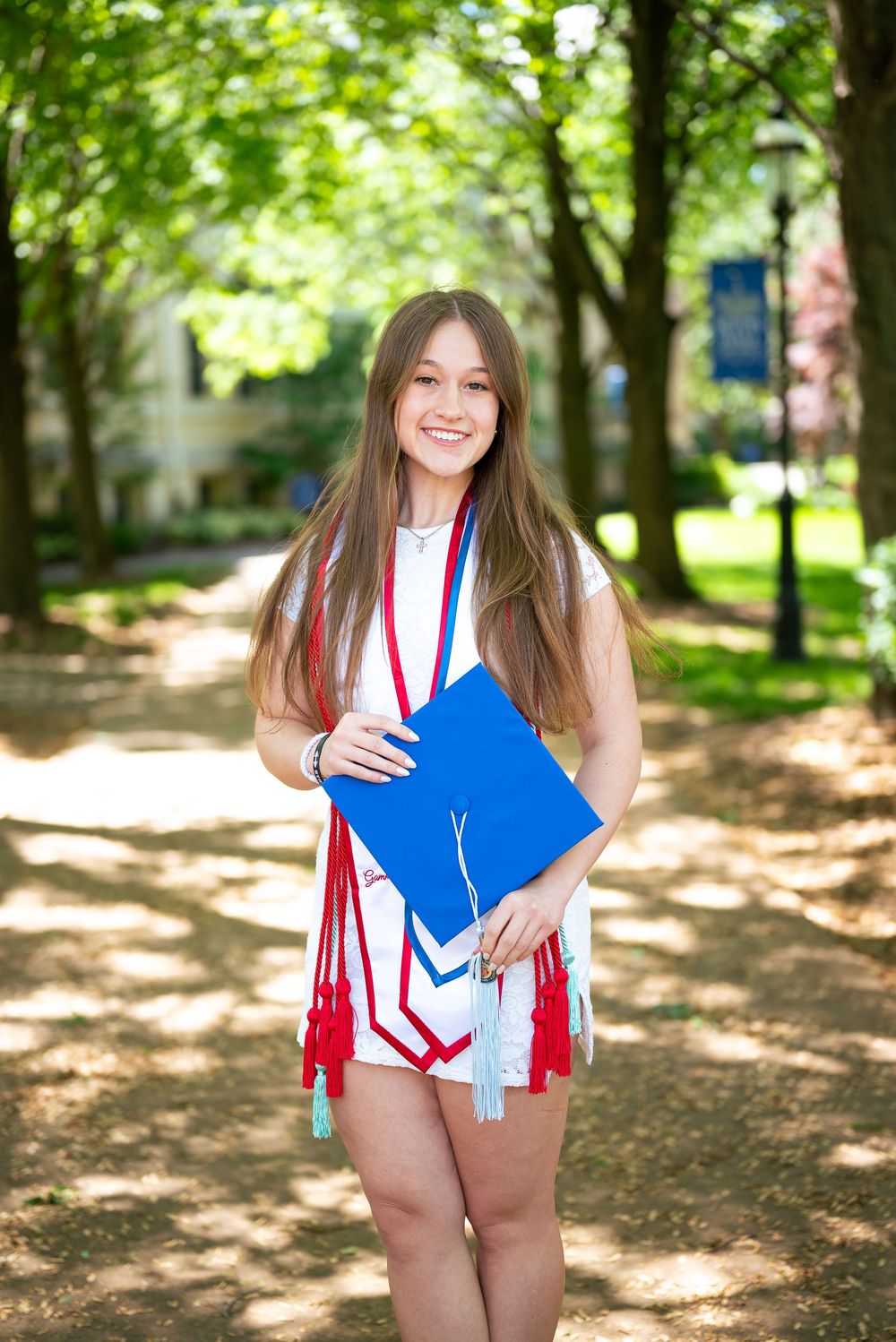 Captured Moments Photography booking prom, graduation, wedding, engagement & event shoots—capturing memorable moments with stunning images.