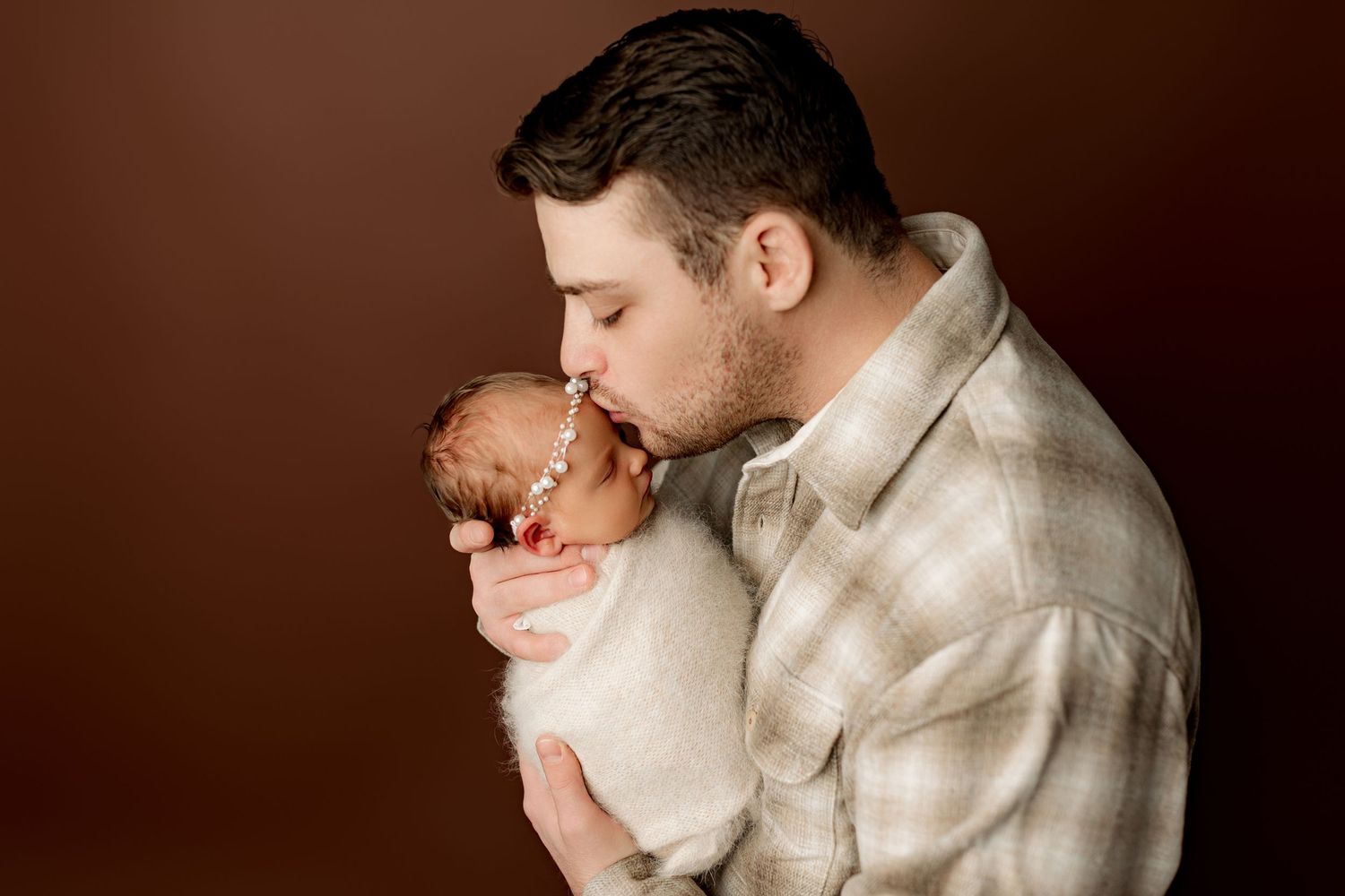 Newborn Photoshoot | Milestone Photography | Bailey's Photography | Ohio | Southern Ohio | Scioto County | Family Photos | Family Photograph