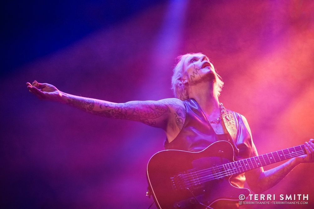 John 5 - solo artist and guitarist for Motley Crue - performing in concert