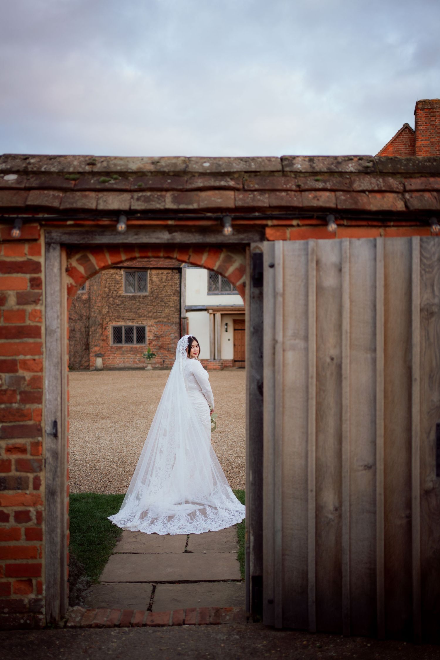 WEDDING COVERED BY SHOTSBY.YAMNA - A FEMALE PHOTOGRAPHER, BASED IN LONDON